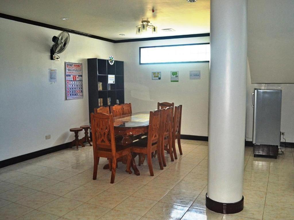 Mayon Mochileros Hostal Legazpi Exterior foto