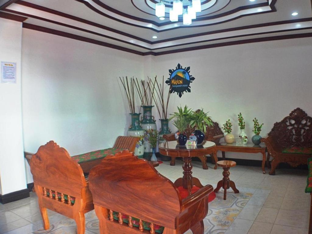 Mayon Mochileros Hostal Legazpi Exterior foto