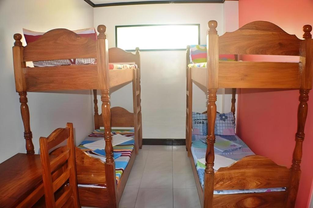 Mayon Mochileros Hostal Legazpi Exterior foto