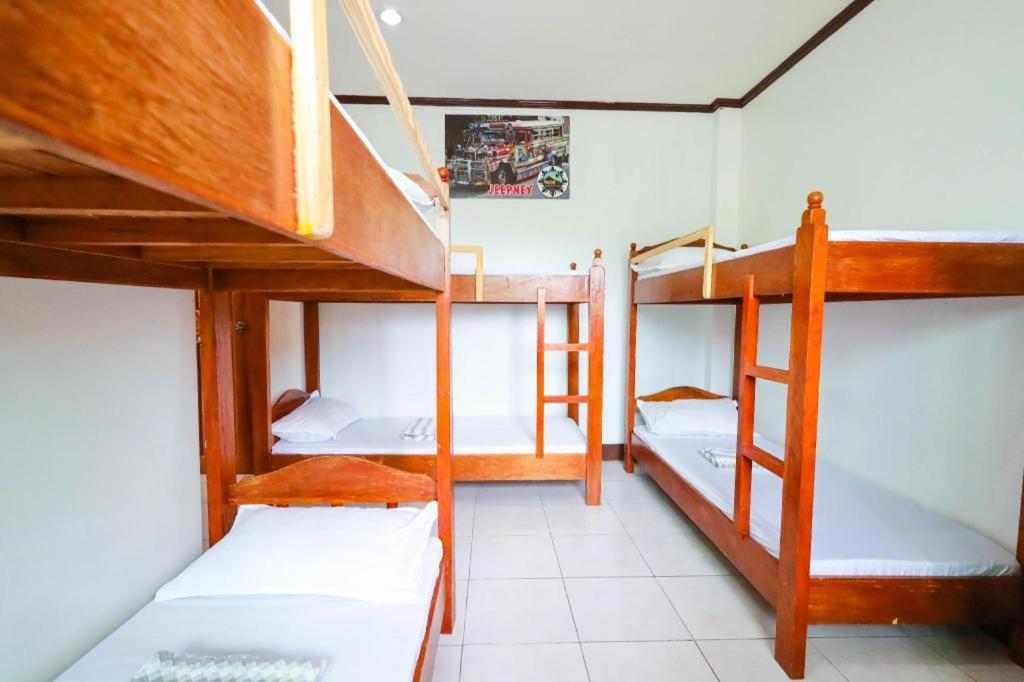 Mayon Mochileros Hostal Legazpi Exterior foto