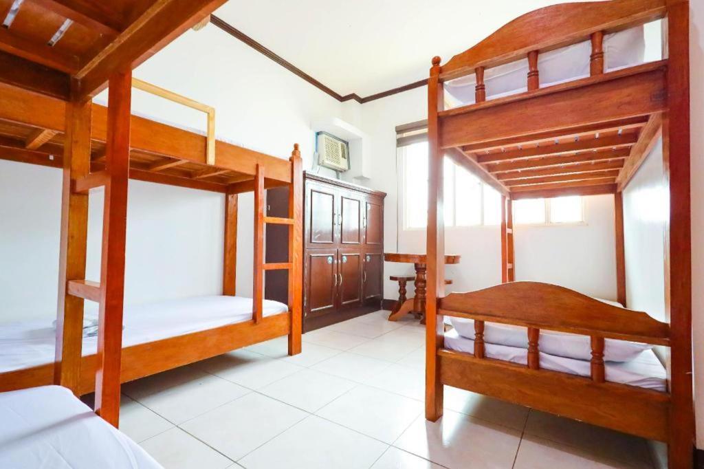 Mayon Mochileros Hostal Legazpi Exterior foto